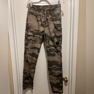 Men’s Hollister Camo Pants